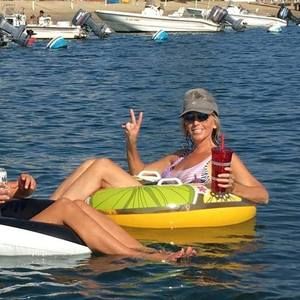 Meet your Posher, Suzy